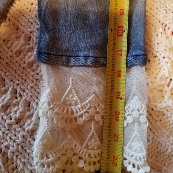 Top - Picture 3 of 4